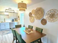 Clifty Falls Family Getaway-Sleeps 8--3 Miles to Historic Downtown & River Front