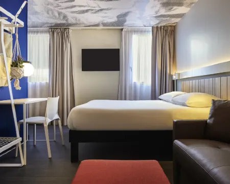 イビス クラマール パリ ヴェリジー クラマールのホテル