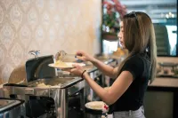 Phornpailin Riverside Resort - breakfast