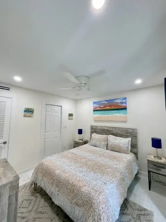 Andy's Inn 2 Bamboo Studio Suite - Charming Studio with beach access