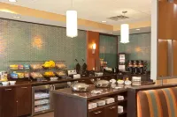 SpringHill Suites Tarrytown Westchester County - breakfast