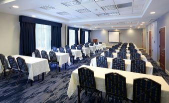 Hampton Inn & Suites Clinton - I-26