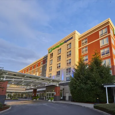 Holiday Inn Express EUGENE - SPRINGFIELD by IHG Hoteles cerca de Estadio Autzen