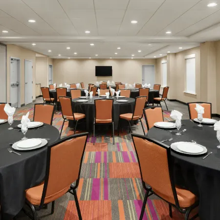 Home2 Suites by Hilton Woodbridge Potomac Mills