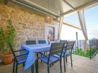 Apartments Tarragon Hotels in Tkon
