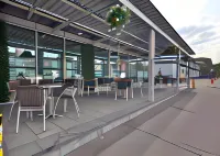 Hotel Newstar Montréal Hotels in Lachenaie