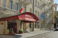 Hotel Hetman Отели в г. 