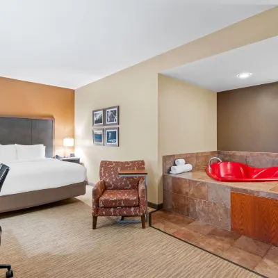 La Quinta Inn & Suites by Wyndham Boone University Hotels near Appalachian Ski Mtn.