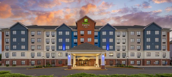 Holiday Inn Express & Suites INDIANAPOLIS - EAST by IHG Hotels in Indianapolis
