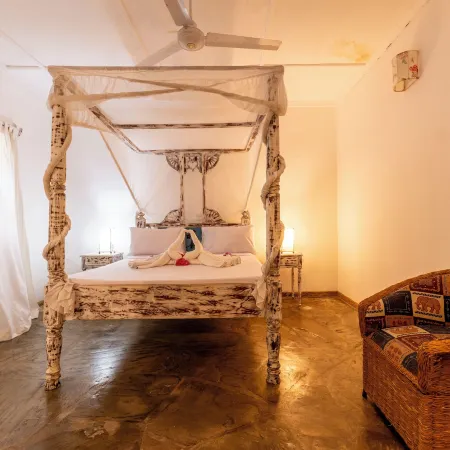 Paradise Lagoon B&B