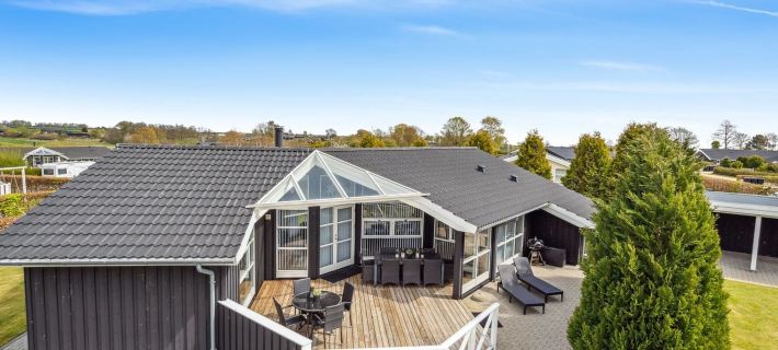 "Arnod" - 400m from the Sea Hotels in Haderslev