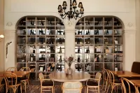 Legacy Gastro Suites