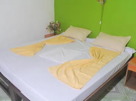 Gabriel Guest House Отели рядом с достопримечательностью «नेओमीस सालों & स्पा, ले मरीडियन»