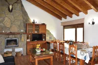 Casas Rurales 4 Valles Hotel a 