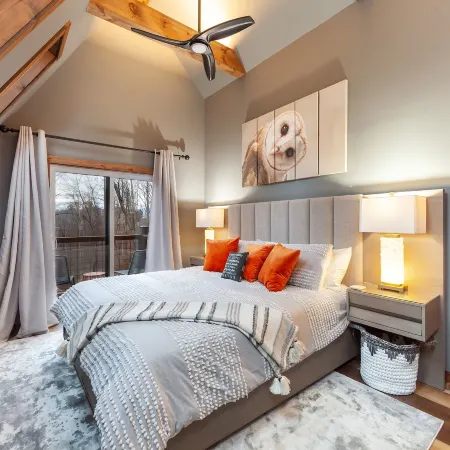 Night Owl 3 Bedroom Cabin by RedAwning