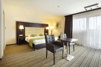 Hotel Charleroi Airport - Van der Valk Hotels in 
