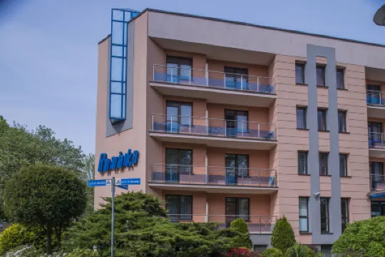 SeaPark健康與温泉酒店