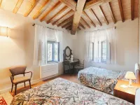 Podere Giglio Hotels in Empoli