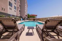 Comfort Suites El Paso Airport - 2-Star