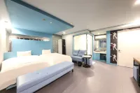 Yangsan Show Hotel
