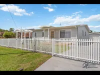 Elegant Beachside Retreat with Luxurious Amenities Hotels in Broulee