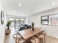 Ground Floor Spacious Home in Kiama's Heart - Strand