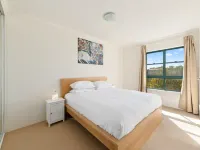 Spacious 3-Bed with Alfresco Dining by Amenities - Homestays