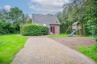 Tastefully and Modernly Furnished 5-person Bungalow