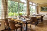Hotel Holsteinische Schweiz am Dieksee Hotels in Plon
