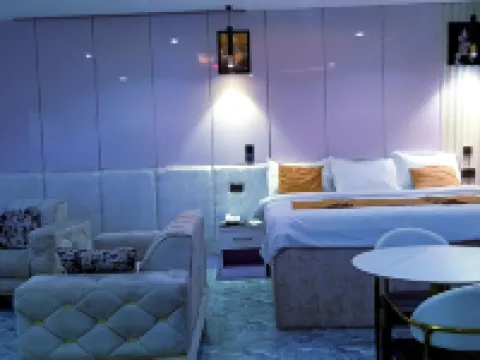 Uptown Life Hotel and Suites Hotels in Warri