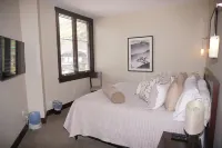 Hayden Lodge  - Views of the Slopes and Village 3 Bedroom Condo by RedAwning