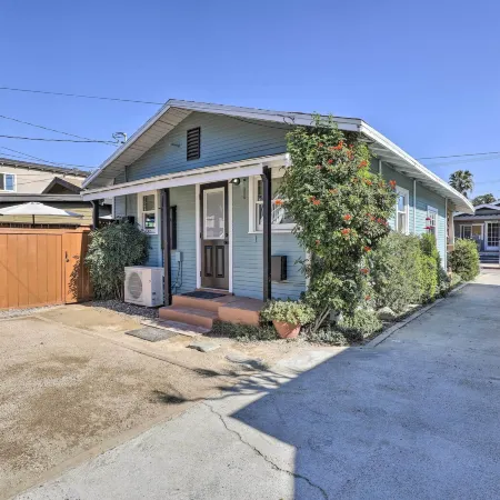 Charming Craftsman Cottage with Garden and Hot Tub!