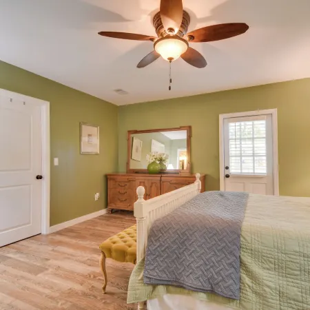 Riverfront Getaway w/ Hot Tub & Game Room!