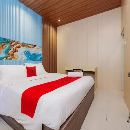 RedDoorz Near Exit Toll Bogor