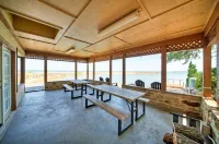 Lake Buchanan Grand Retreat