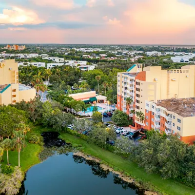 Vacation Village at Bonaventure, Fort Lauderdale Hotels near Everglades Holiday Park Airboat Tours and Rides