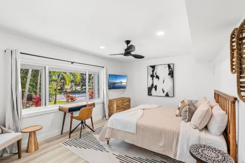 502 Colony Street - 4-Star