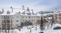 Holiday Inn Express & Suites TREMBLANT by IHG Hotel di 