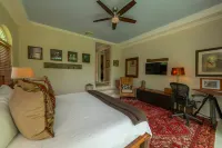 Colina 8E 2 bdr Garden View in Los Suenos - アパートメント