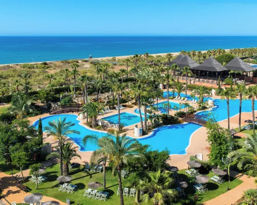 Puerto Antilla Grand Hotel Hotels near لا بيلا هارميتاج