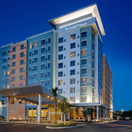 Hyatt House Across from Universal Orlando Resort Отели рядом с достопримечательностью «Парк развлечений Universal Studios в Орландо»