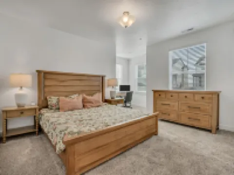 Wind Farm Estates by CDH G102 Hotels in Mapleton