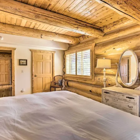 Skiing & Hiking Access: Spacious Granby Cabin!