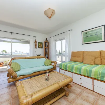 P 02 - Bedroom 2 in Meia-Praia Seaview Guesthouse Hotels near Parking hotel Tívoli lagos