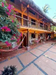 Hotelito Swiss Oasis, Playa Zicatela - Adults Only - Kitchen - Cocina - parking