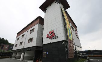 Cheonan 천안 토마토 무인텔(Cheonan Tomato Unmanned Tel) Hotel exterior