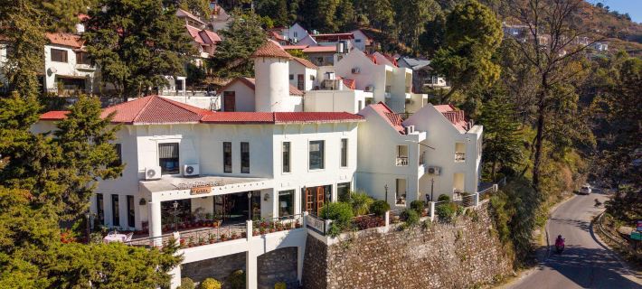 8Fold-Pinecrest by LaRiSa, Bhimtal Hotels in Nainital