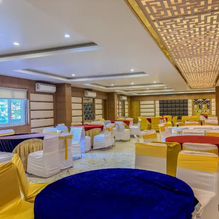 Zip by Spree Hotels Grand Legacy Prime