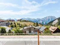 Apartment in Alpe d'Huez near Ski Slopes