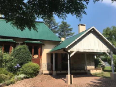 โรงแรม พราเทอร์ โรงแรมใน